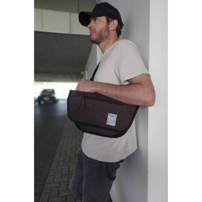 Сумка через плече Troika Cross body bag, коричневий 
