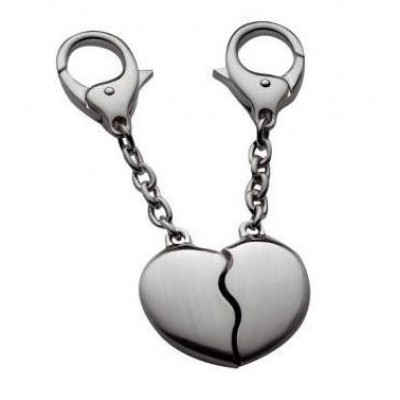 Комплект из 2 брелоков Broken Heart