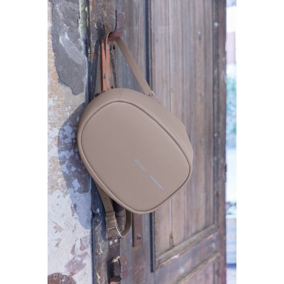 Рюкзак антивор XD Design Bobby Elle 9.7", коричневый (P705.226) Рюкзак антивор XD Design Bobby Elle 9.7", коричневый (P705.226)