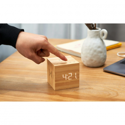 Годинник-будильник на акумуляторі Cube Gingko (Англія), бамбук Годинник-будильник на акумуляторі Cube Gingko (Англія), бамбук