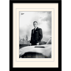 Постер в раме "James Bond (Skyfall)" 30 х 40 см Постер в раме "James Bond (Skyfall)" 30 х 40 см