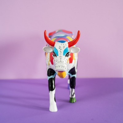 Колекційна статуетка корова Ziv's Udderly Cool Cow, Size L Колекційна статуетка корова Ziv's Udderly Cool Cow, Size L