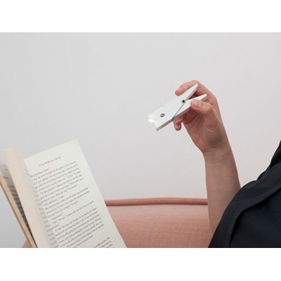 Фонарик для книги "CLOTHESPIN CLIP LIGHT WHITE"